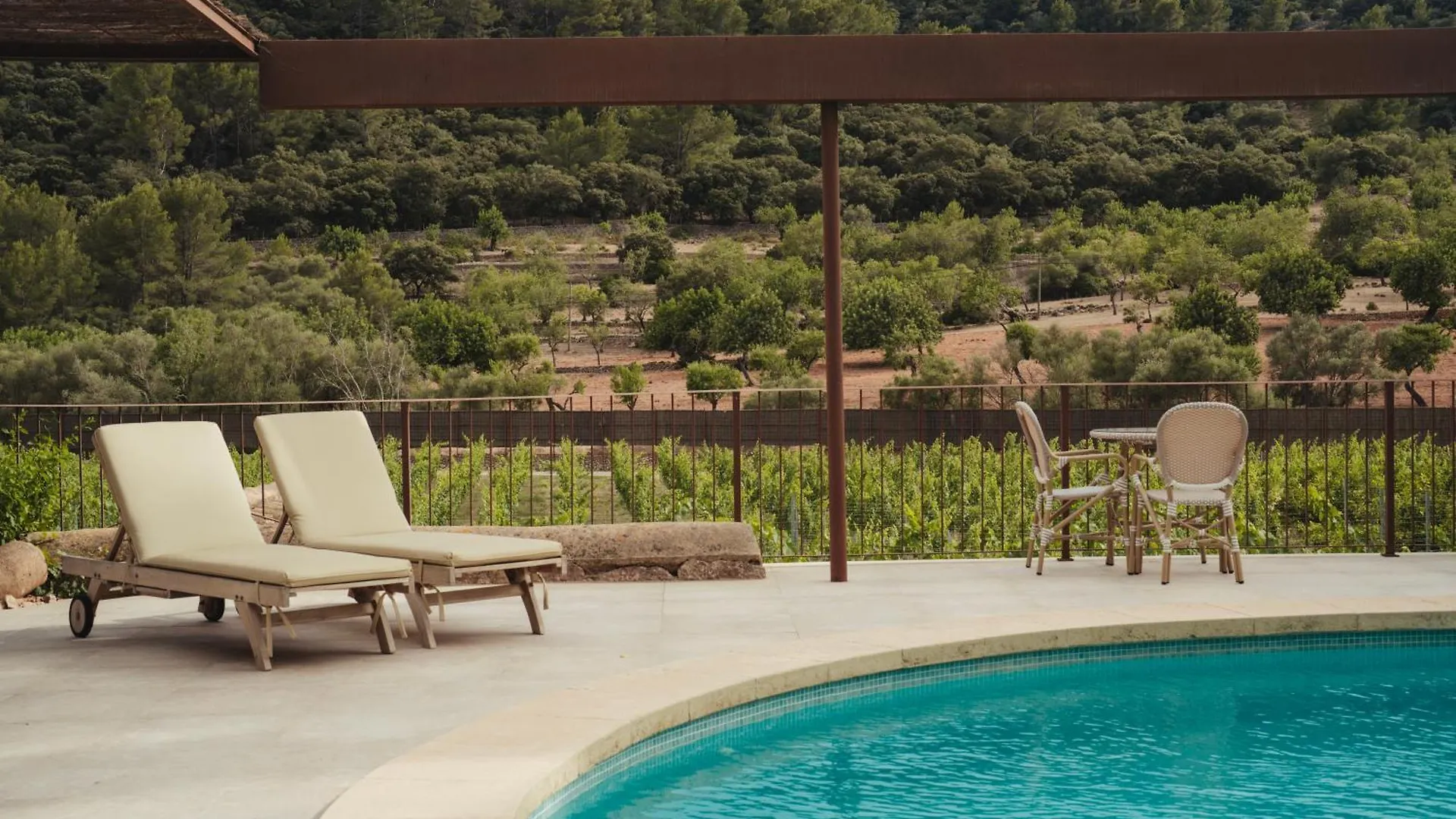 Rondaia, A Winery & Fincahotel-Agroturismo In Tramuntana Esporles
